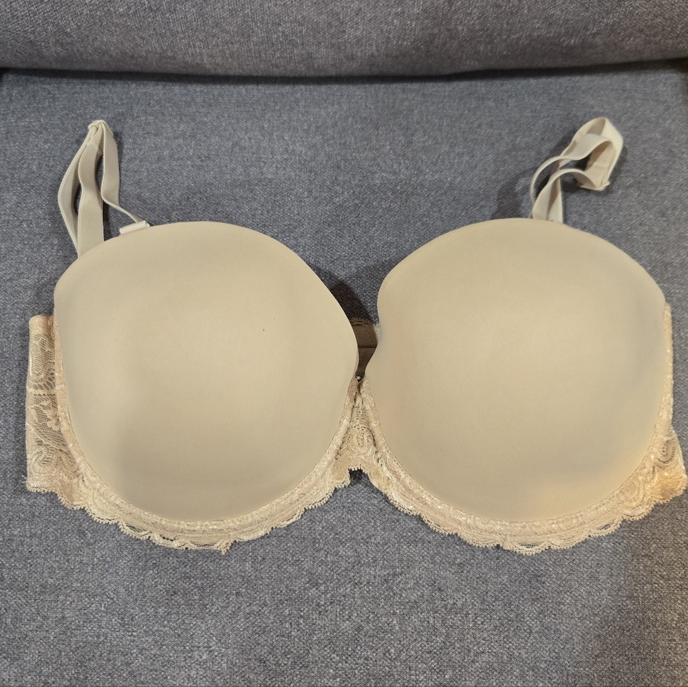 Amazon Woman's Bra with Bra Extender
